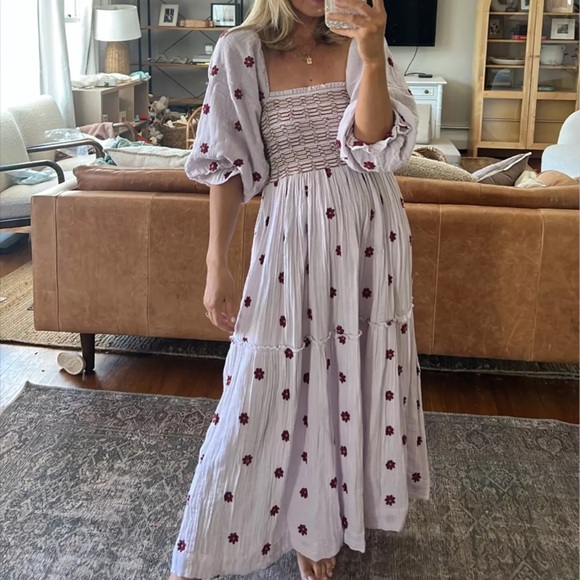 Free People Dahlia Purple Floral Embroidered Puff Sleeve Smocked Midi Dress M - Picture 1 of 9